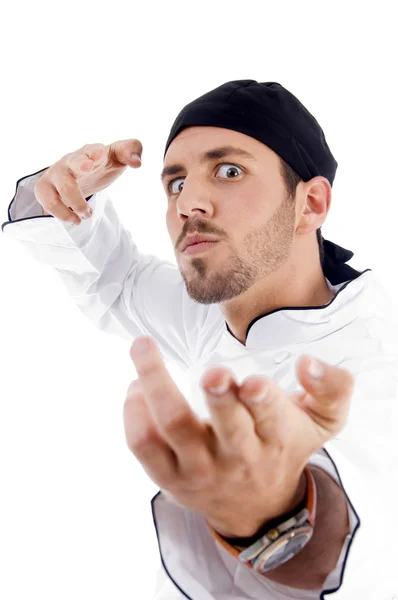 Chef maschio arrabbiato in posa con karate — Foto Stock