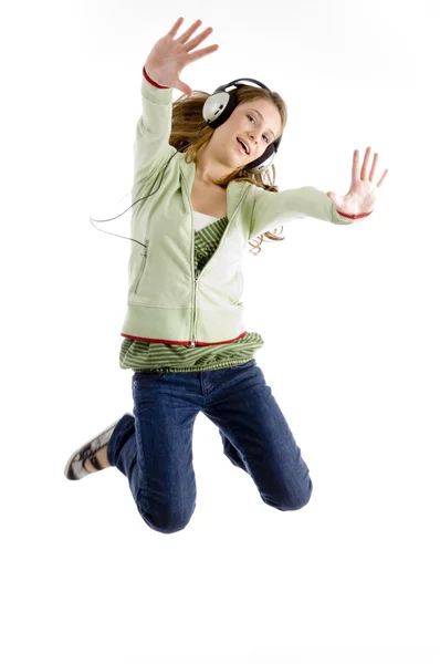 Adolescente pulando alto no ar — Fotografia de Stock