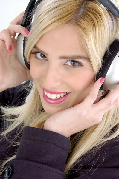 Portrait of female tuned in music — Stock Photo, Image