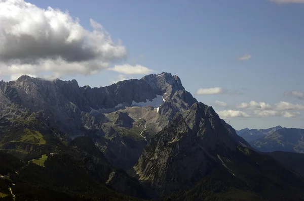 Zugspitze görünümünü — Stok fotoğraf