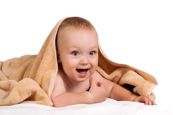 Μωράκι κάτω από την πετσέτα — Φωτογραφία Αρχείου