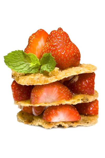 Erdbeeren-Dessert mit Waffeln — Stockfoto