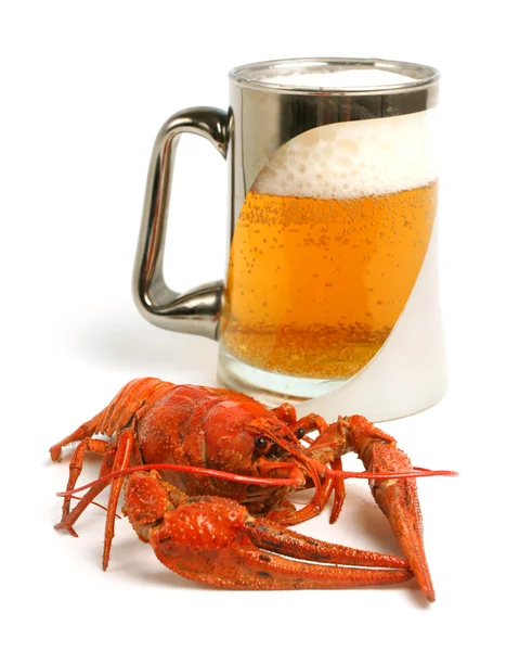 Taza de cerveza con cangrejo —  Fotos de Stock