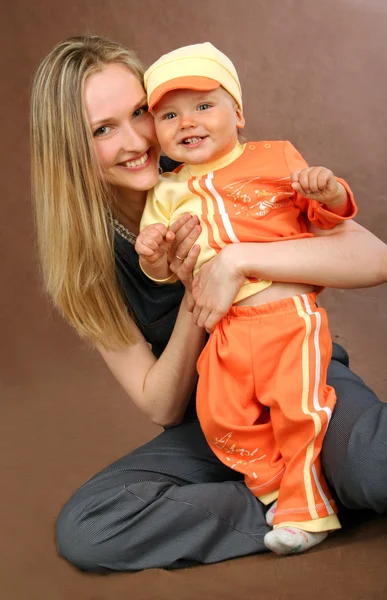 Bebek ile anne — Stok fotoğraf