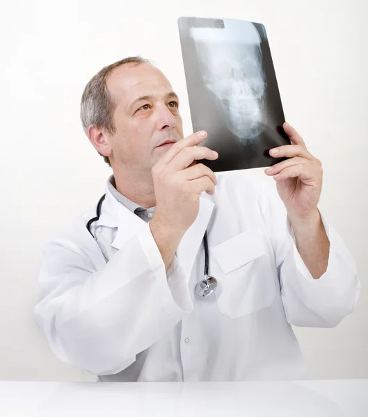 Arzt Röntgen — Stockfoto