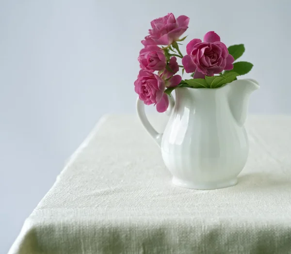 Bouquet di piccole rose — Foto Stock