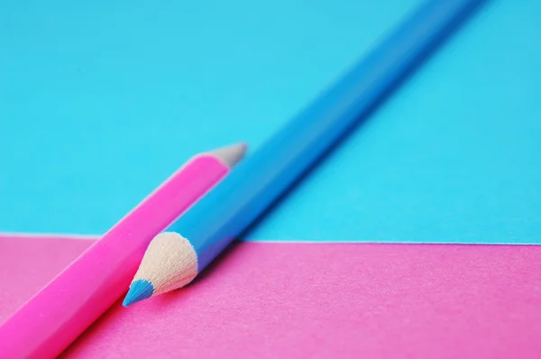 Папір, олівці — стокове фото
