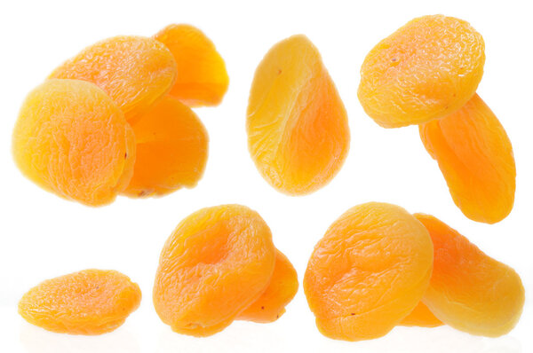 Few dried apricots