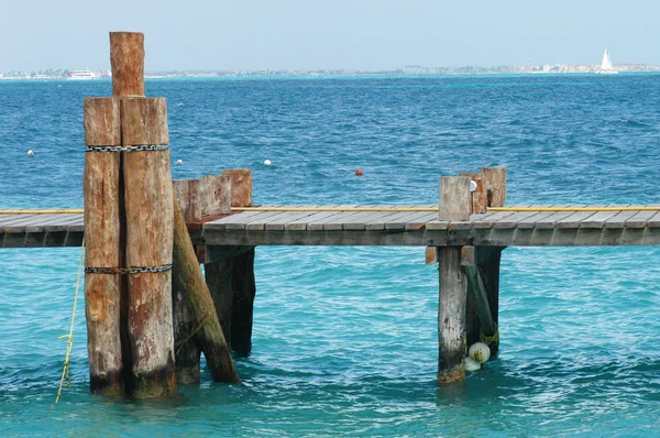 Wood pier - Mexico — Stock Photo, Image