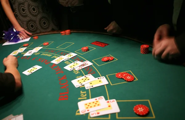 Blackjack in casino Rechtenvrije Stockafbeeldingen