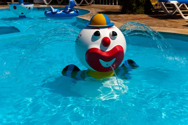 havuza çocuk havuzu