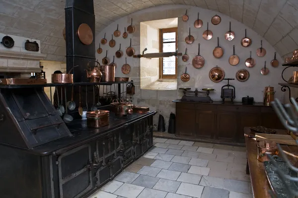 Кухня в замок Шенонсо — стокове фото