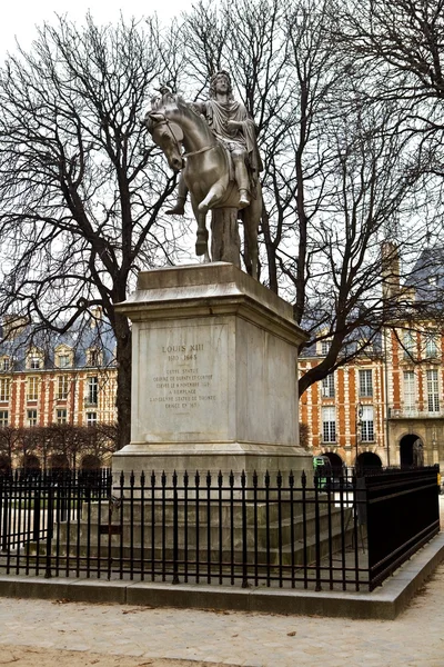 Statue du Lui XIII — Photo