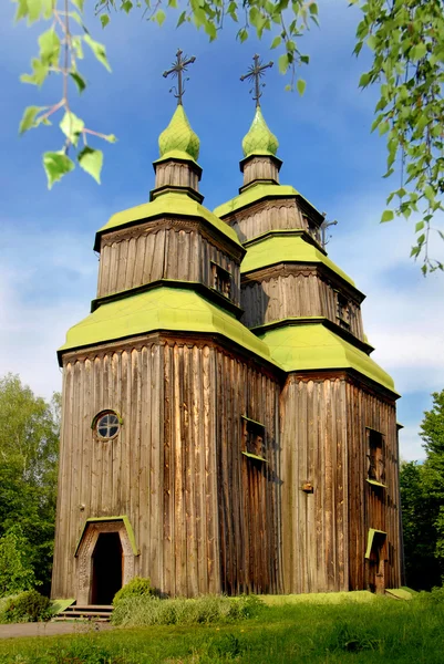 Träkyrkan i Ukraina — Stockfoto
