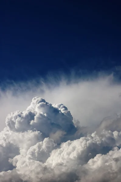 Dramatische stormwolken — Stockfoto