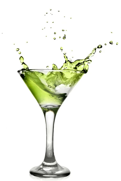 Groene alcohol cocktail met splash — Stockfoto