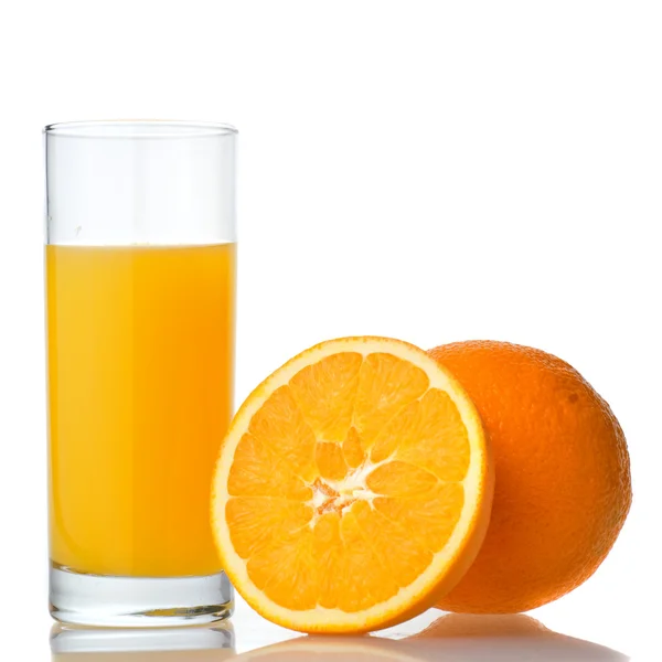Orangensaft und Orange — Stockfoto
