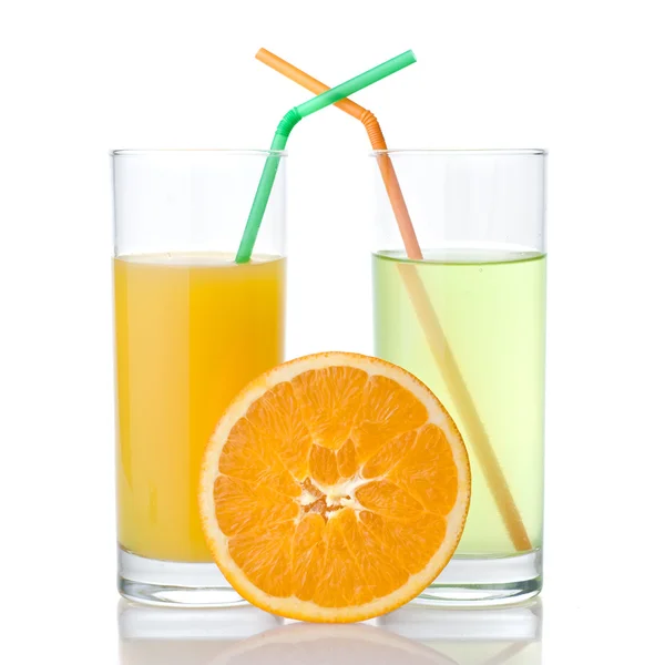 Kalk en sinaasappelsap met sinaasappel — Stockfoto