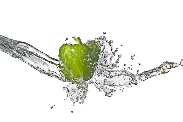 Fresh water splash on green sweet pepper — Stock Photo, Image