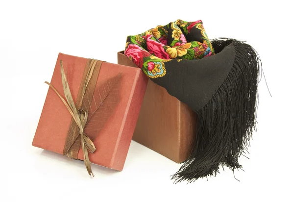 Geschenk boog met sjaal — Stockfoto