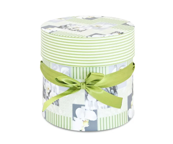 Elegante caja de regalo verde con cinta —  Fotos de Stock