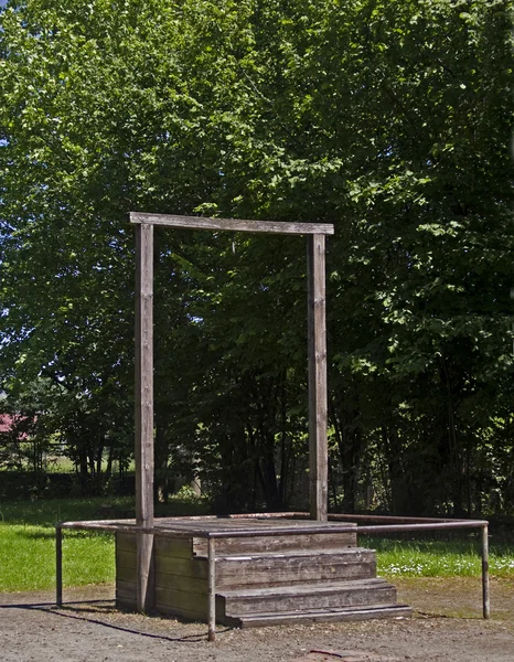 在奥斯威辛集中营的绞刑架 — 图库照片