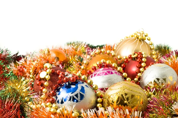 Weihnachtsgruß - Dekorationskugeln — Stockfoto