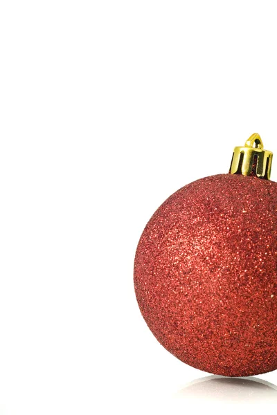 Kerstdecoratie - één rode bal — Stockfoto