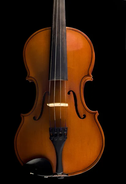 Hermoso violín antiguo sobre negro — Foto de Stock