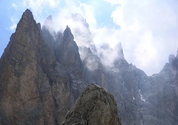 Cloudy Dolomite — Stock Photo, Image