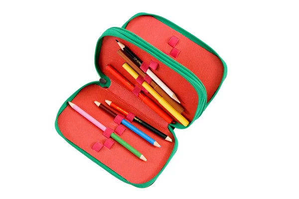 Ручки и карандаши с войлочными кончиками в футляре — стоковое фото