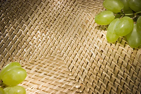 Contexto com uvas verdes — Fotografia de Stock