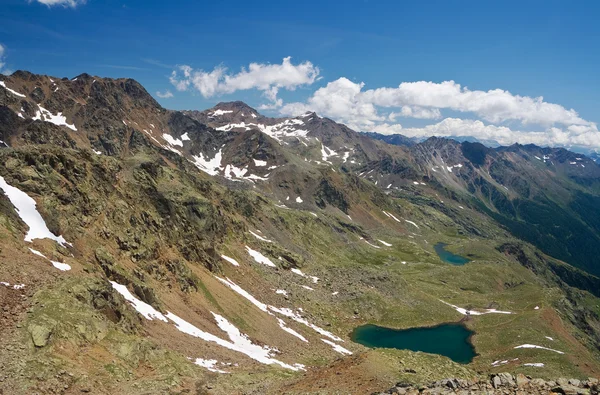 Paisagem alpina no verão — Fotografia de Stock
