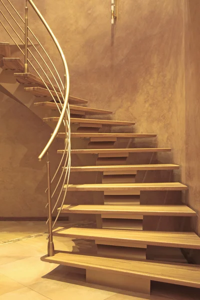 Σκάλα στο σπίτι πολυτελείας — Φωτογραφία Αρχείου