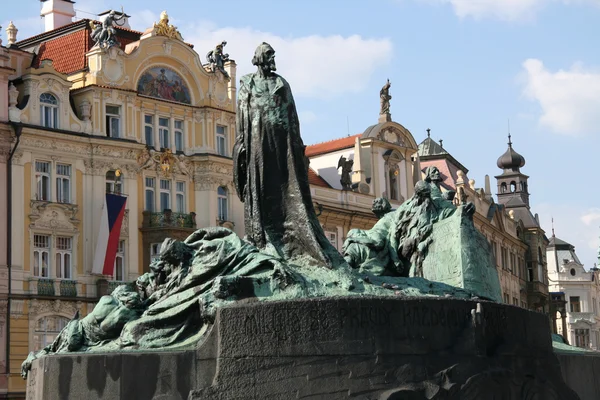 stock image Statue of John Hus in Prague old town