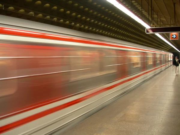 Поїзд метро в русі Стокове Фото