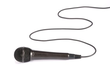 Beyaz arkaplanda mikrofon izole edildi