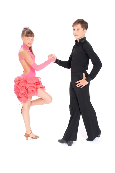 Мальчик и девочка танцуют бальные танцы — стоковое фото