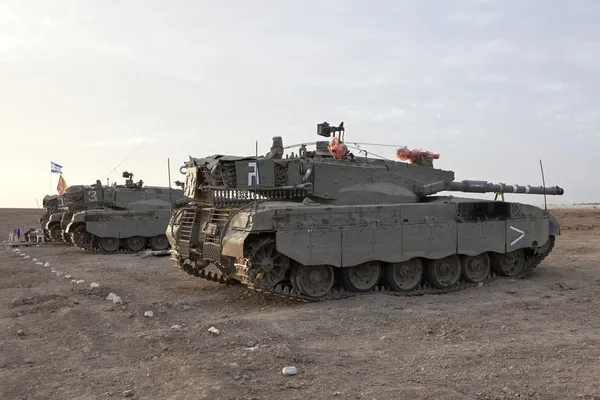 Бойовий танк Merkava Mk 4 база Головна — стокове фото