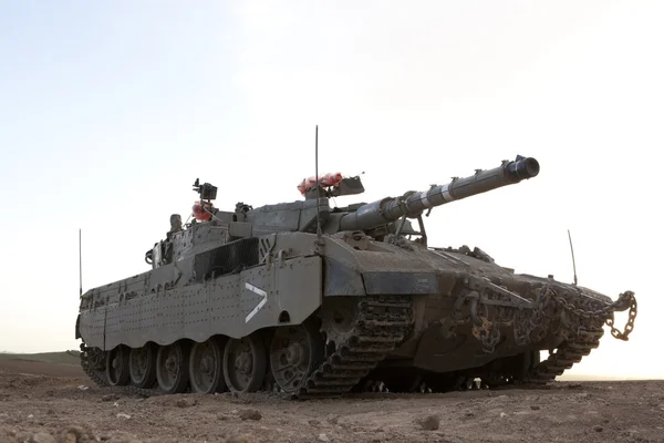 Бойовий танк Merkava Mk 4 база Головна — стокове фото