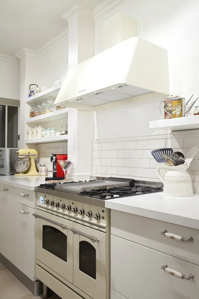 Luxus konyha modern otthon — Stock Fotó