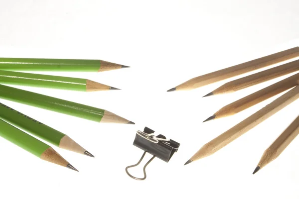 Carta-clip e matite — Foto Stock