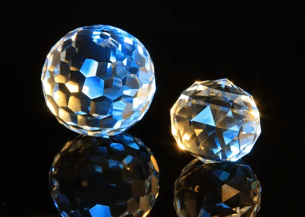 Magie gesneden kristallen bollen — Stockfoto