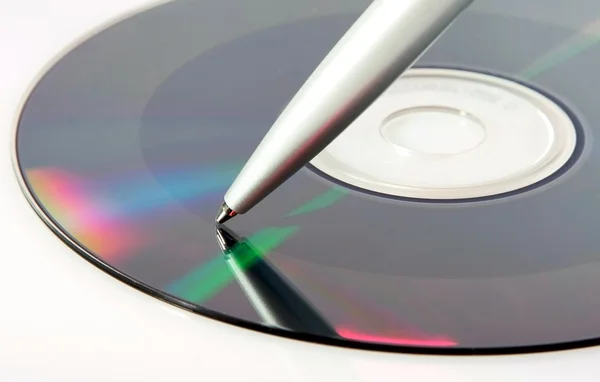 Ручка и CD — стоковое фото