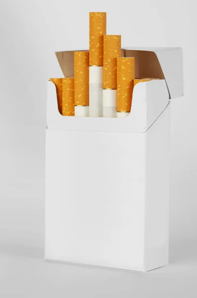 Pacchetto di sigarette — Foto Stock