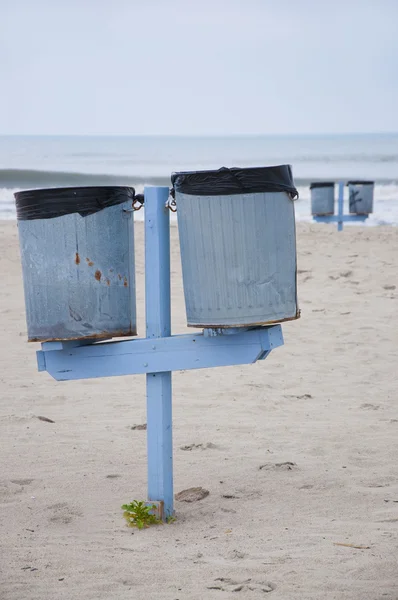 해변의 쓰레기 — 스톡 사진