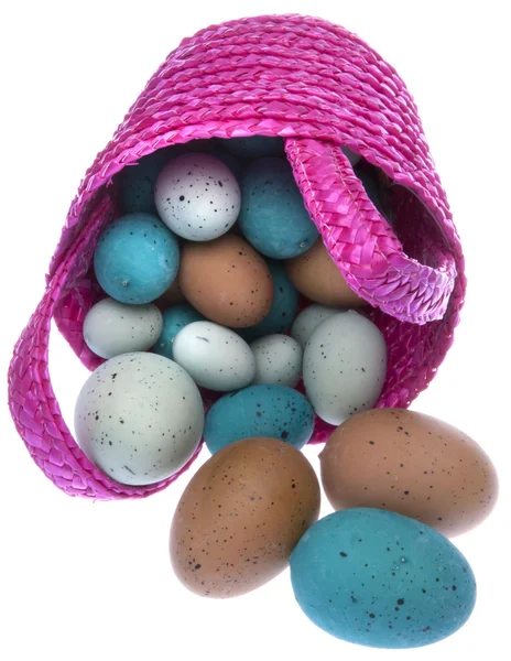 Růžový velikonoční košík s vejci — Stock fotografie