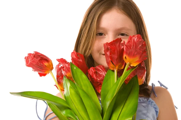 Meisje met tulpen — Stockfoto