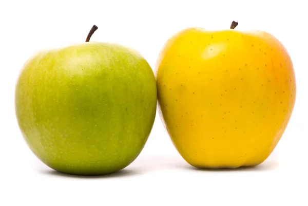 Świeże jabłka zielone i żółte — Zdjęcie stockowe