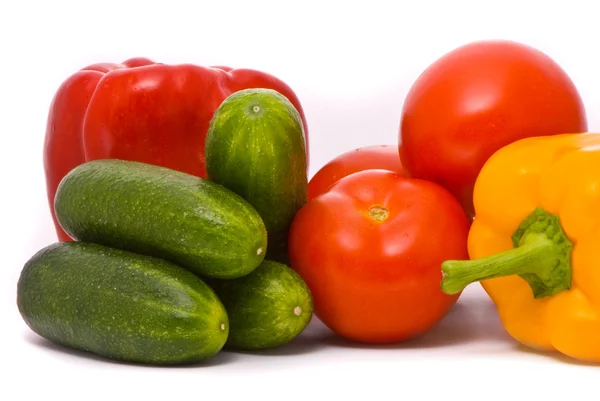 Свіжі помідори, огірки та перець — стокове фото